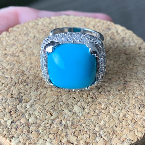 HOST PICK! Turquoise Cocktail Ring .925 - Picture 4 of 9